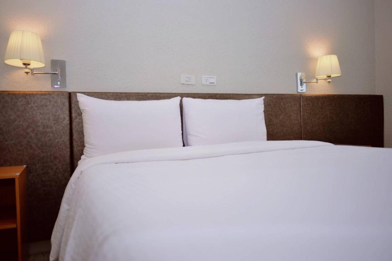 Walker Hotel - Sanchong Đài Bắc Ngoại thất bức ảnh
