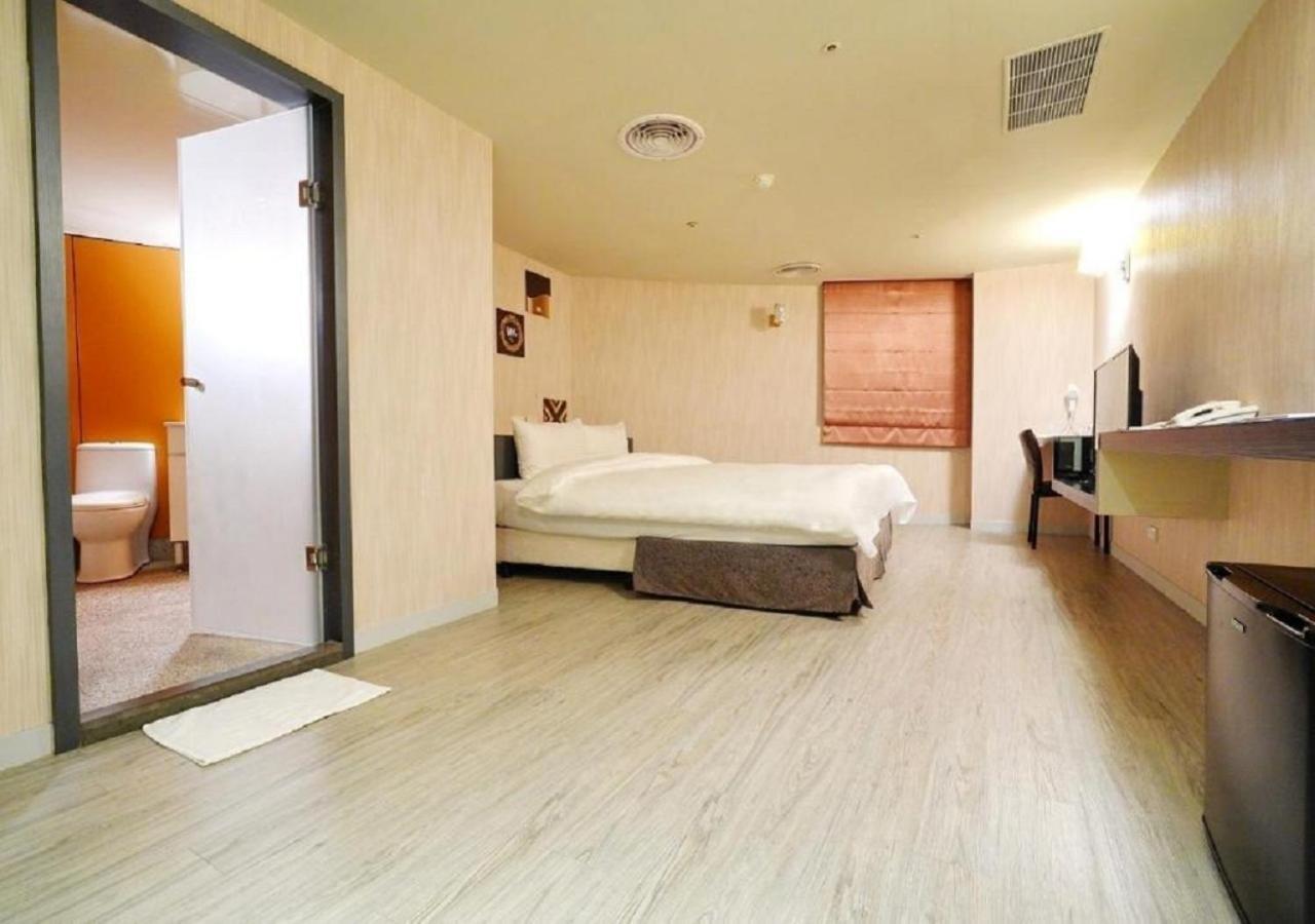 Walker Hotel - Sanchong Đài Bắc Ngoại thất bức ảnh