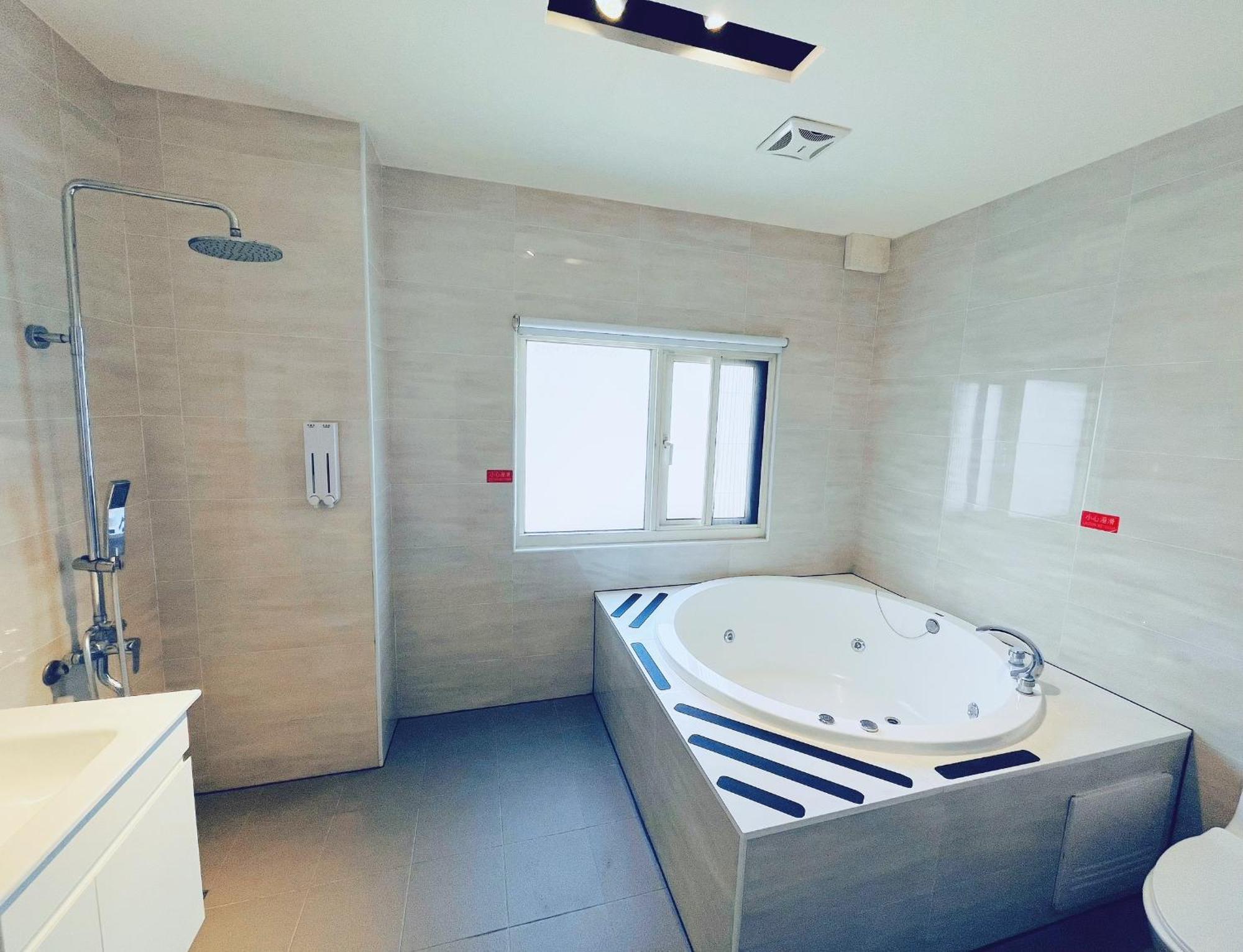 Walker Hotel - Sanchong Đài Bắc Ngoại thất bức ảnh