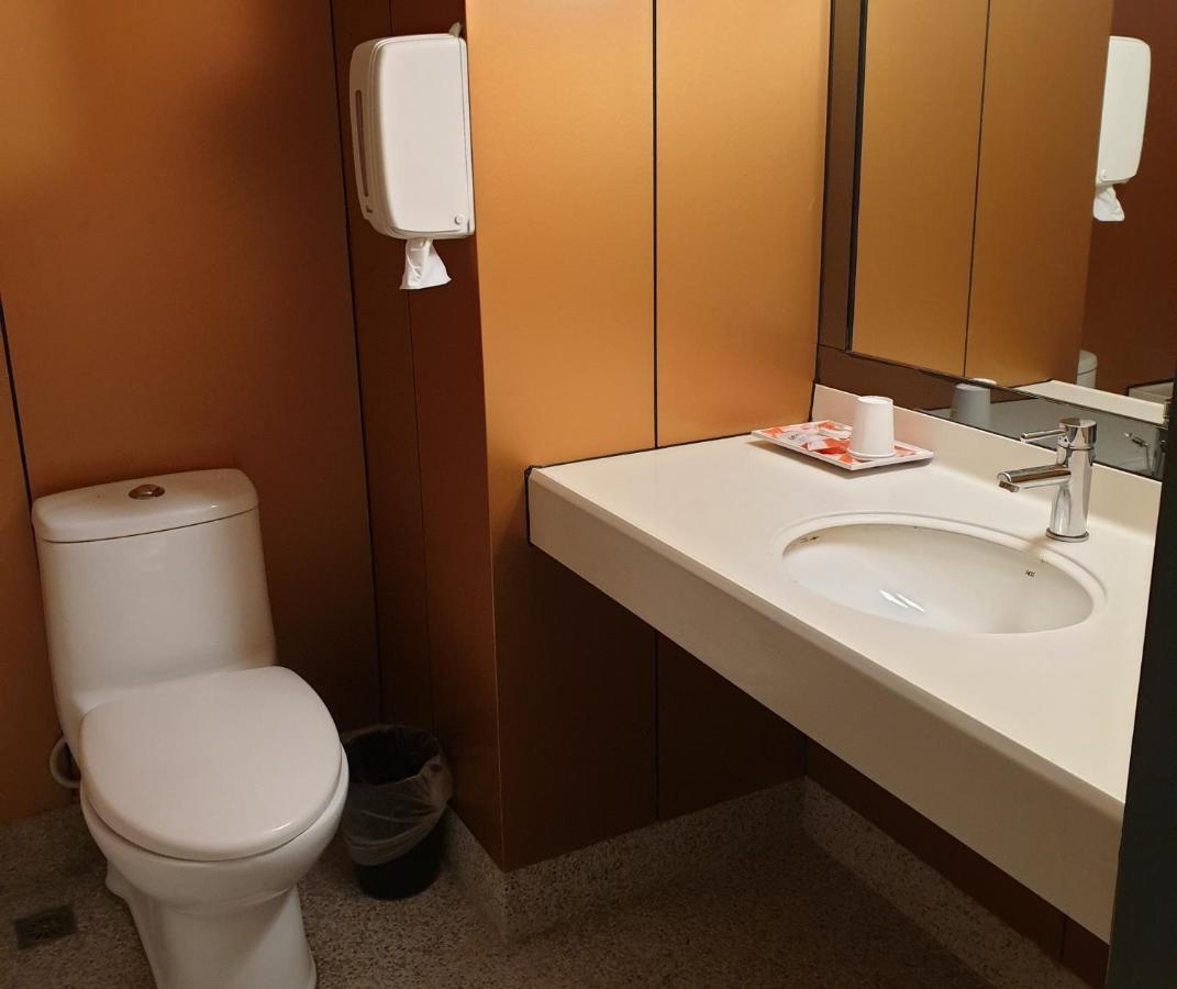 Walker Hotel - Sanchong Đài Bắc Ngoại thất bức ảnh